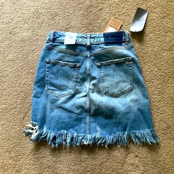 denim high rise skirt, by LTB. completely new. size small - Picture 2 of 3